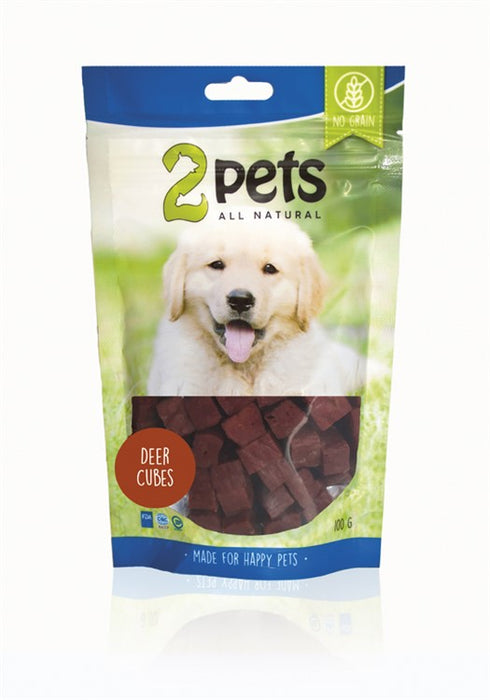 2Pets Dog Treats Hjort – naturligt hundgodis med 89,8 % hjortkött. Små bitar (1x1x1 cm), proteinrikt (28 %) och låg fetthalt (8 %). Perfekt för träning och belöning.