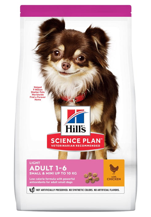 Hill's Science Plan Canine Adult Light Mini Chicken är ett lågkalorifoder för små hundar med L-karnitin för viktkontroll, essensiella fettsyror för hud och päls samt små foderbitar för hundar upp till 10 kg.