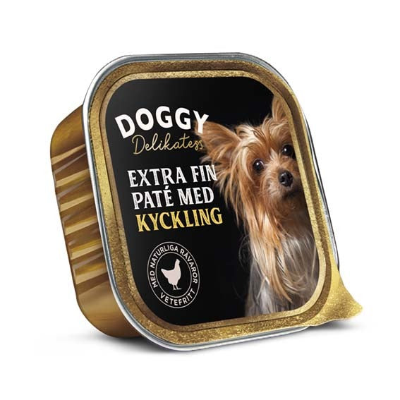 Doggy Delikatess Extra Fin Paté med Kyckling – Välsmakande hundmat med hög kötthalt, vete- och glutenfri, perfekt som huvudrätt eller topping.